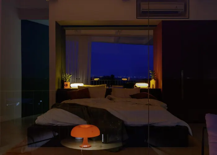 Aparthotel Lighthouse Bingin - 360 View 4*